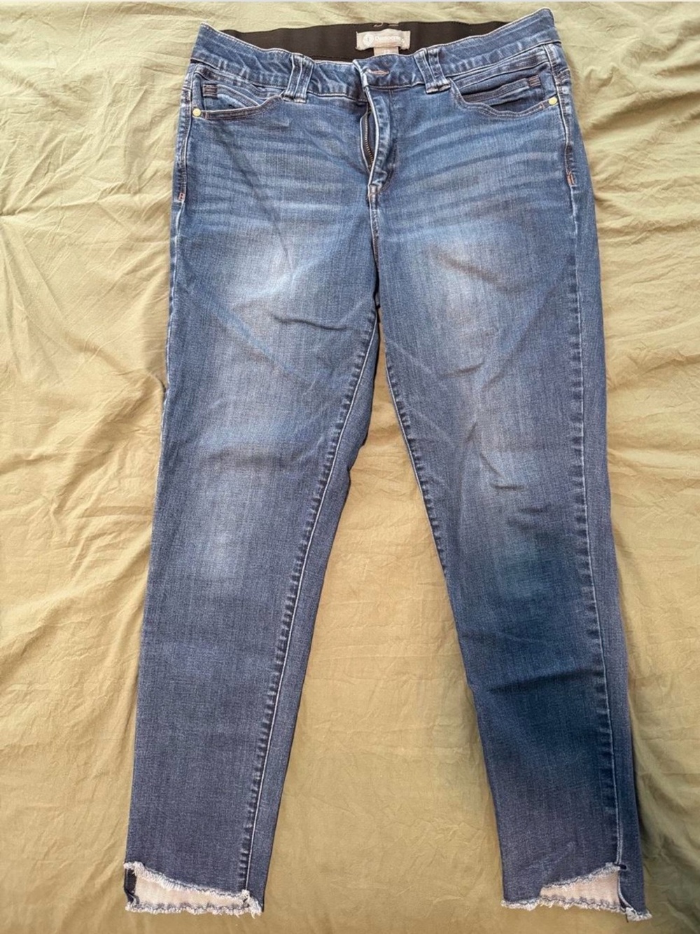 Democracy Women’s jeans sz 12